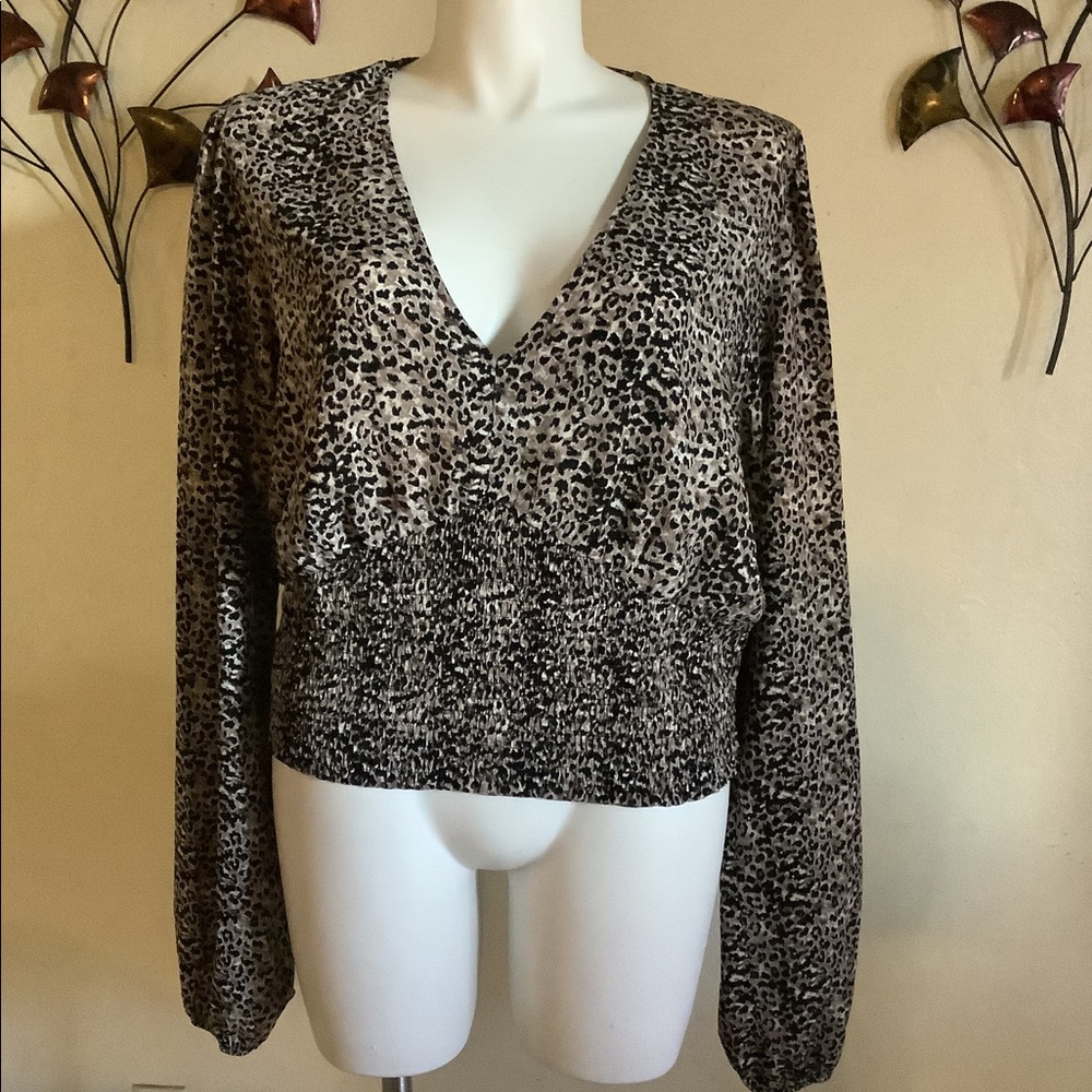 Leopard top